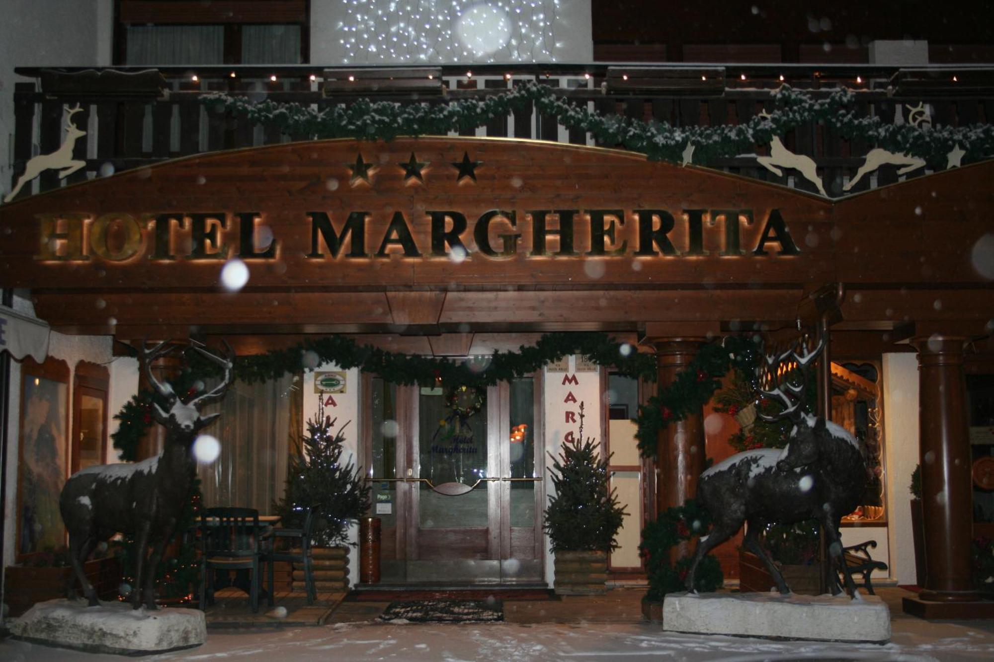 סן מרקו די קסטרוזה Hotel Margherita מראה חיצוני תמונה