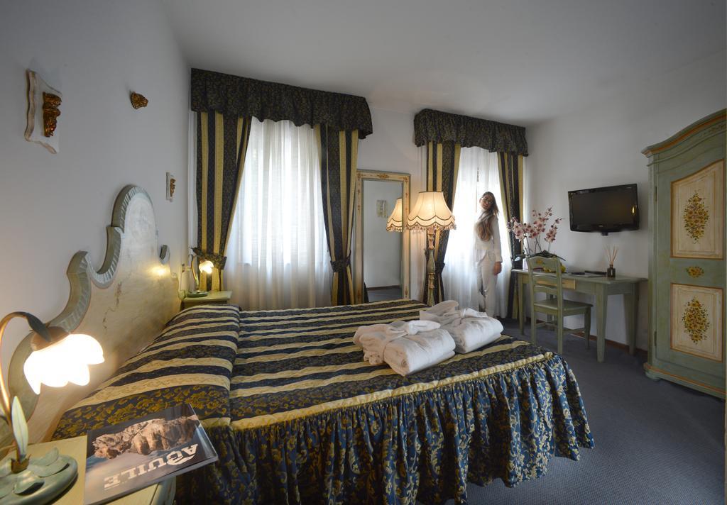 סן מרקו די קסטרוזה Hotel Margherita חדר תמונה